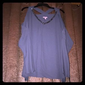 Cold shoulder top